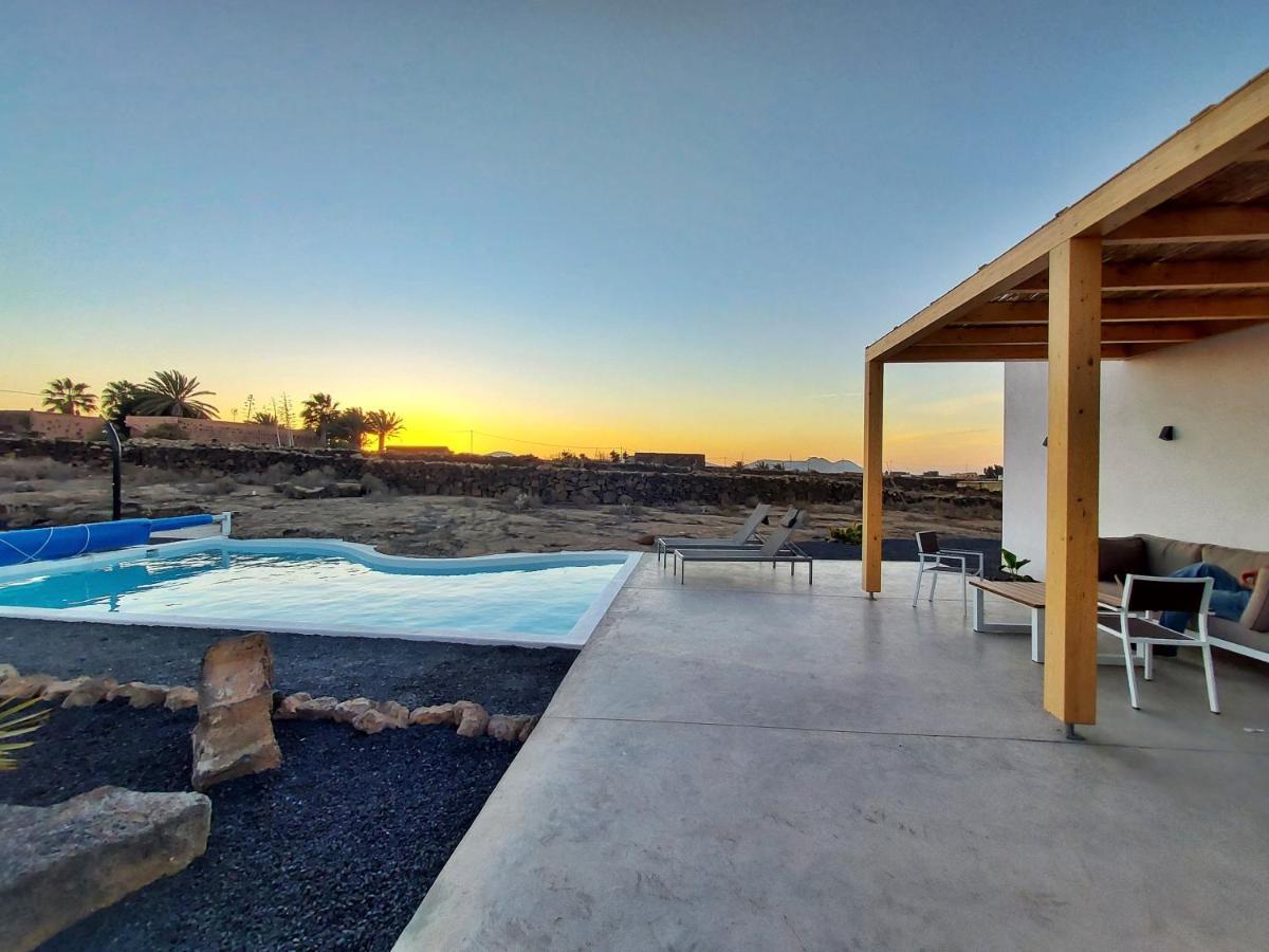 Villa Tabaiba En Lajares Con Piscina Esterno foto