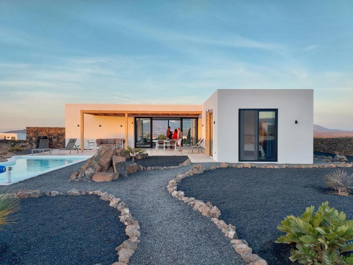 Villa Tabaiba En Lajares Con Piscina Esterno foto