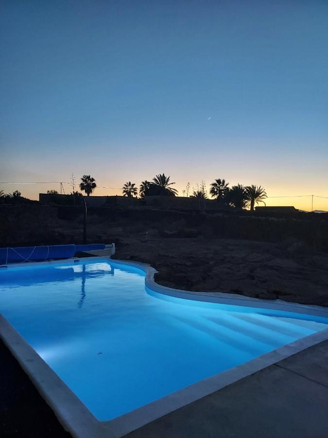 Villa Tabaiba En Lajares Con Piscina Esterno foto